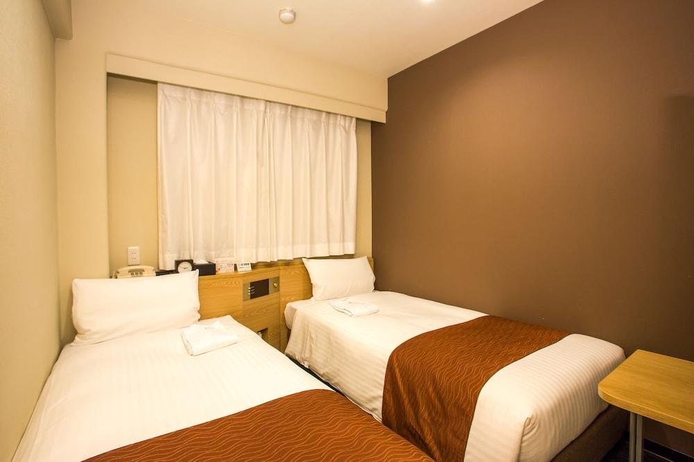 Via Inn Shin Osaka West Esterno foto