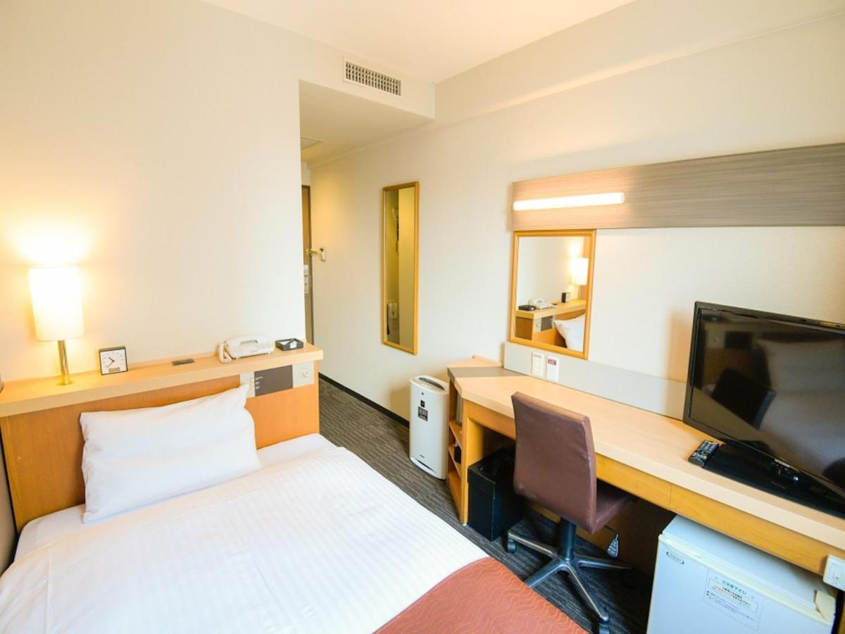 Via Inn Shin Osaka West Esterno foto