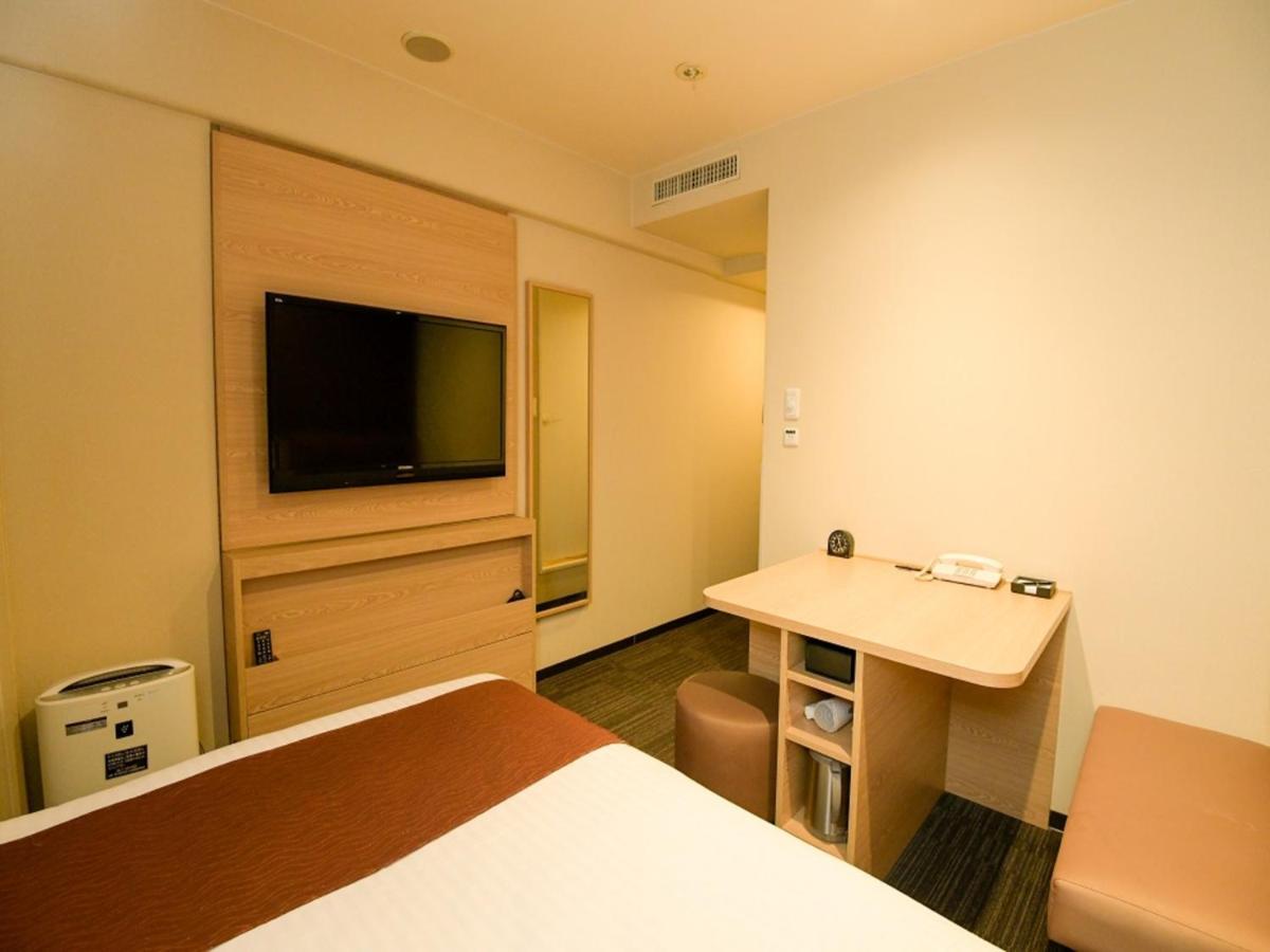 Via Inn Shin Osaka West Esterno foto