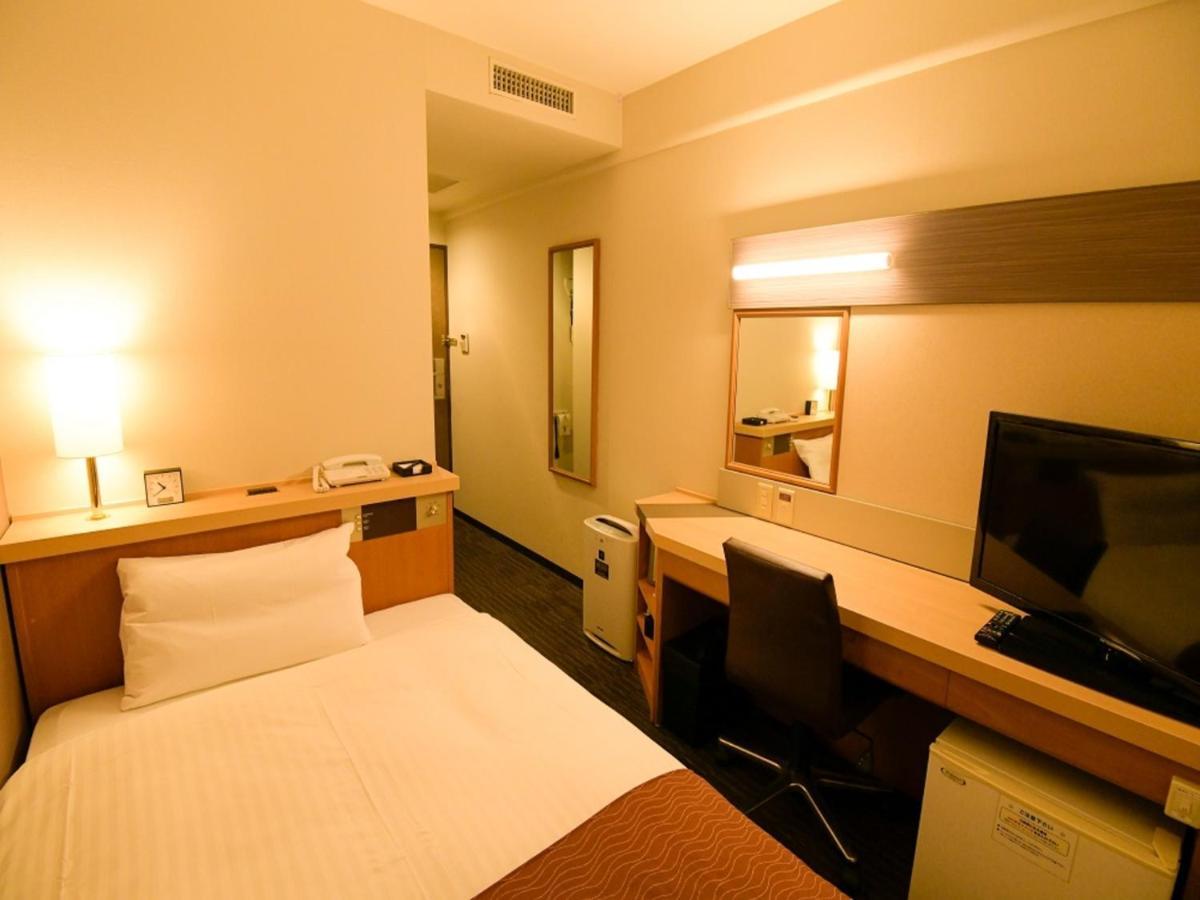 Via Inn Shin Osaka West Esterno foto