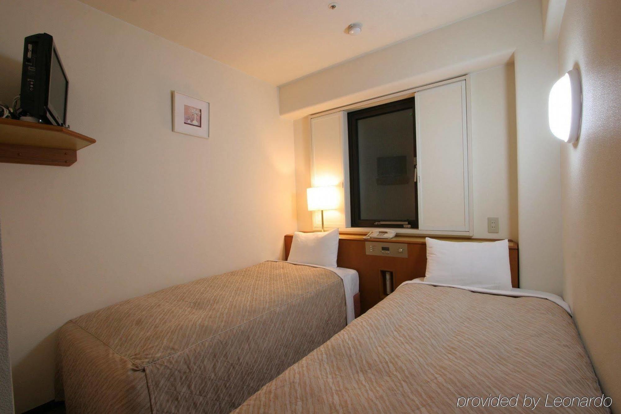 Via Inn Shin Osaka West Esterno foto