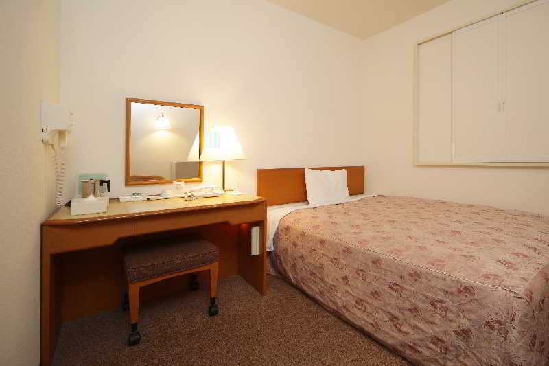Via Inn Shin Osaka West Esterno foto